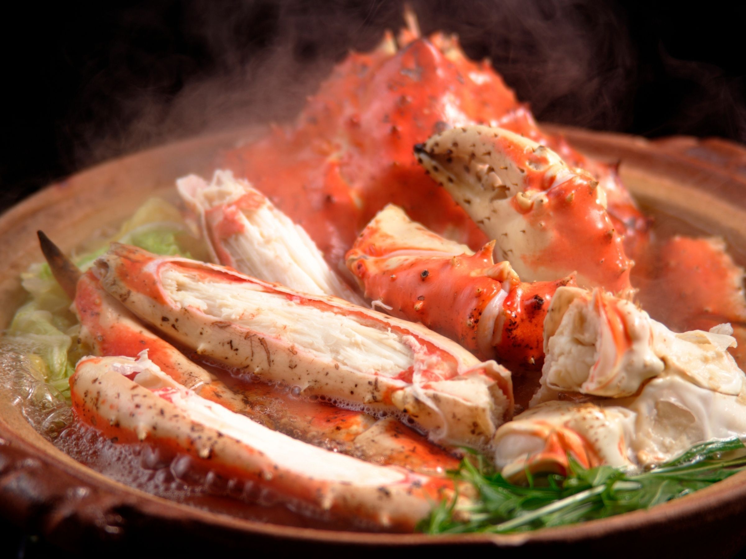 【蟹に合うお酒】ソムリエが実食検証！おすすめワイン・日本酒