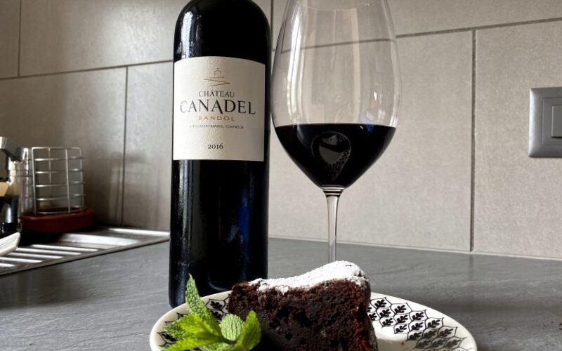 【ペアリングレシピ】 「ガトーショコラ」×シャトー・カナデル バンドール