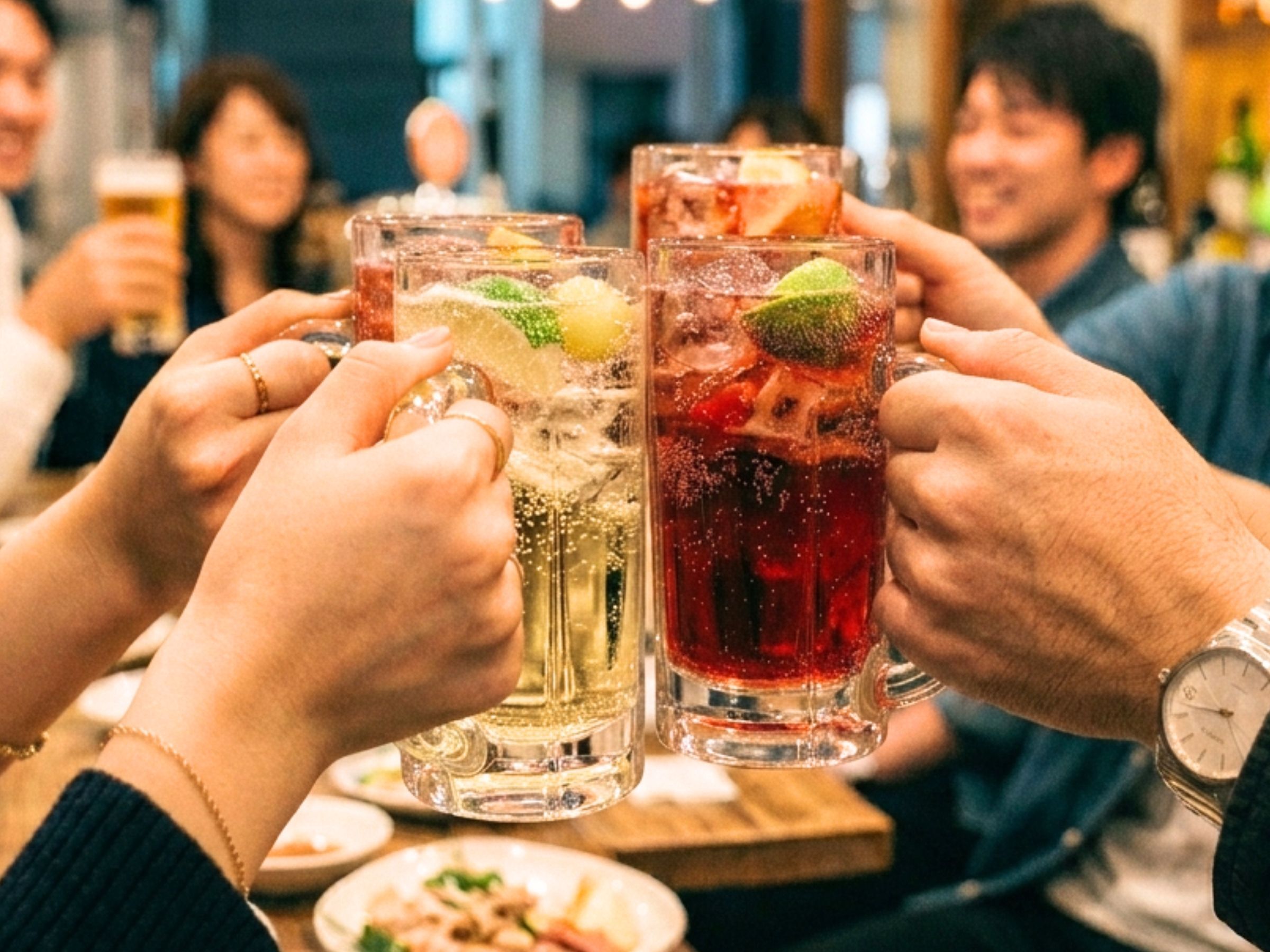 ワインは『炭酸割り』が新しい！ワインハイボール&カクテルの楽しみ方をソムリエが解説