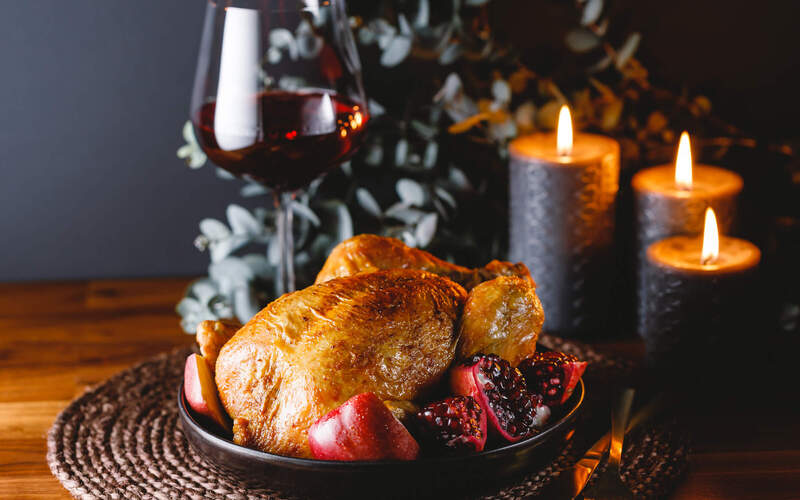 【クリスマスレシピ】ハーブが薫る本格ローストチキン