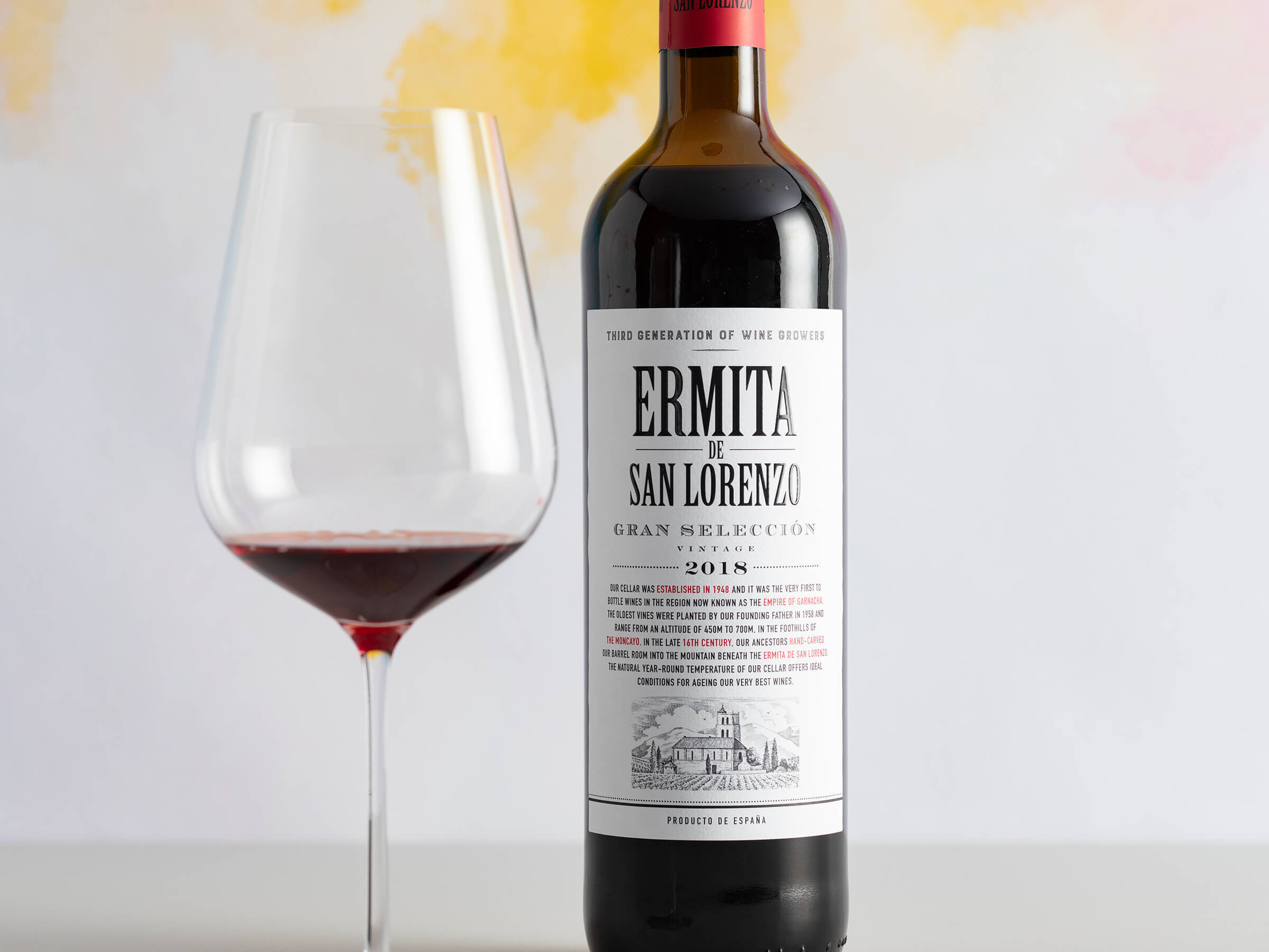 ラム肉のロースト、フィレステーキとは理想的なマリアージュ。4つの金賞獲得のスペインワインがラベルリニューアル！アルティーガ・フステル「エルミータ・デ・サン・ロレンソ グラン・セレクション 2018」