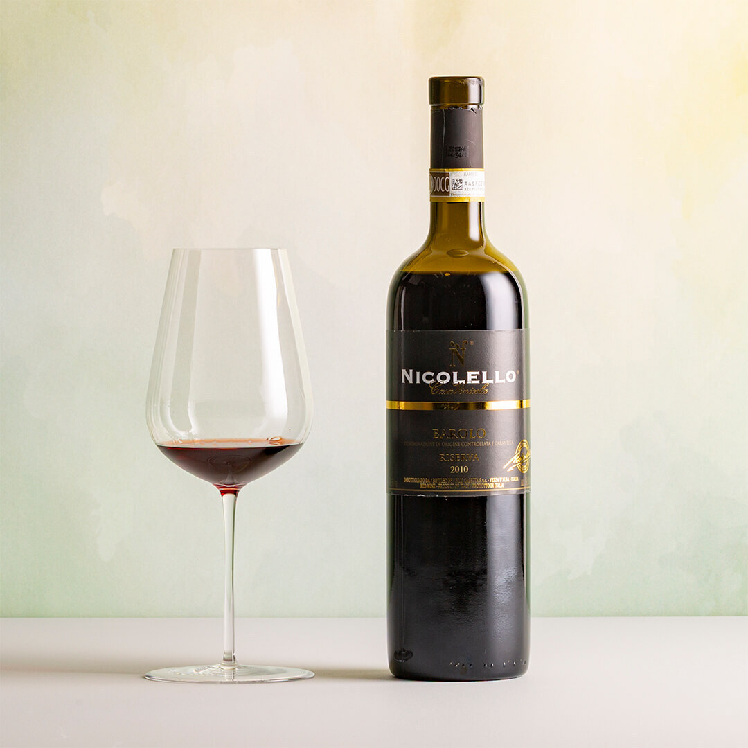 ピエモンテ州のグレートヴィンテージ、2010年の蔵出し古酒が新たに登場！カーサ・ヴィニコラ・ニコレッロ「バローロ リゼルヴァ 2010」新発売