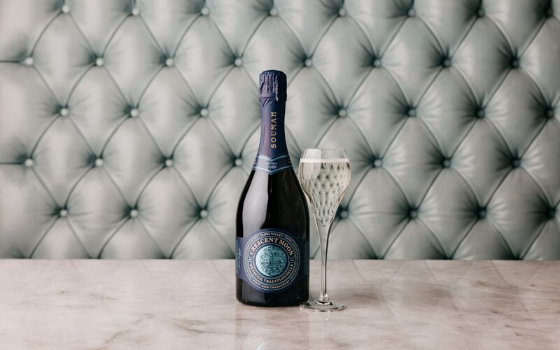 オーストラリア産の瓶内二次醗酵スパークリングワインとして歴代最高評価を獲得！ソウマ「クレセント・ムーン ブリュット 2020」新発売