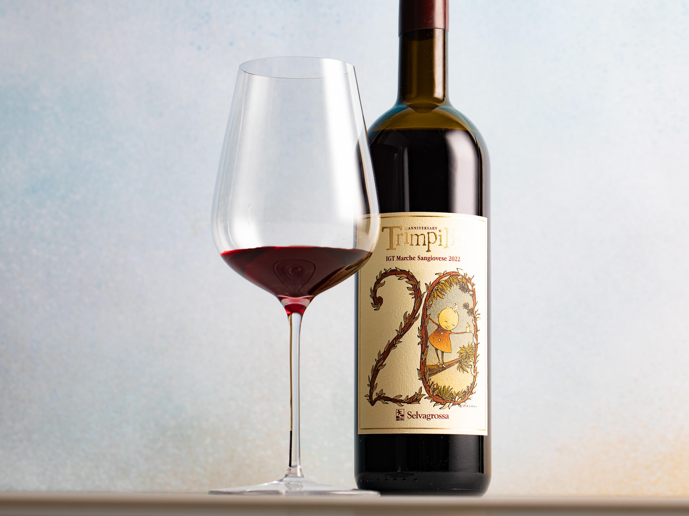 ミシュラン3つ星レストラン「エノテカ・ピンキオーリ」の元トップ・ソムリエと料理人の兄弟が手掛けるイタリア産赤ワインが20周年記念ラベルで新入荷！セルヴァグロッサ「トリンピリン 2022」